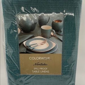 Noritake Colorwave 60x120 Fabric Linen Tablecloth Spill Proof in Turquoise